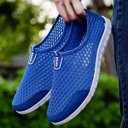 Mesh-Schuhe Herren Sommer Atmungsaktive Hohlsandalen Männliche alte Peking-Mesh-Stoffschuhe Freizeitsport Slip-on-Mesh-Schuhe. 44 blau