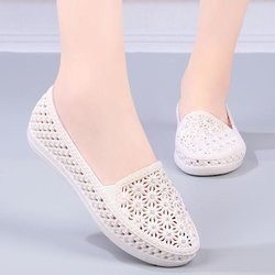 Sommer Damen Sandalen Loch Schuhe Damen Strandschuhe Reisen rutschfeste undichte Damen Sandalen Treibende Schuhe Arbeitsschuhe 36 weiß