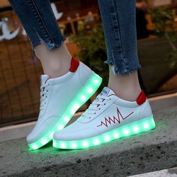 Größe 35–44 Schuhe mit Lichtern, USB-Aufladung, leuchtende Turnschuhe mit hellen Schuhen, leuchtende Turnschuhe für Männer und Frauen, Krasovki mit Hintergrundbeleuchtung, leuchtende Sohle 39