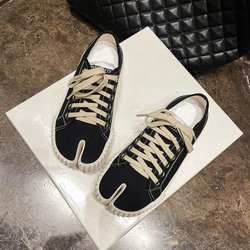 Neu Canvas Tabi Schuhe Split Toe Flats Frauen Mary Janes Schuhe Casual Schuhe Frauen Pig Huf Schuhe Frau 37
