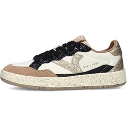 Victoria Sneaker 8806113