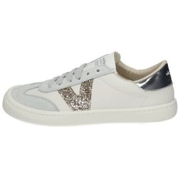 Victoria Sneaker -