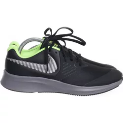 Nike - Sneaker - Herren - Größe: 38.5 - Schwarz