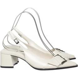 Stradivarius - Sandaletten - Damen - Größe: 39 - Beige