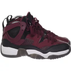 Jordan - Basketballschuhe - Damen - Größe: 38 - Rot