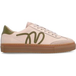 Beigefarbene Ledersneaker mit grünen Details