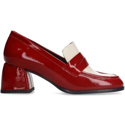 Rote Pumps aus Lackleder