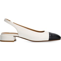 Weiße Slingbacks aus Leder