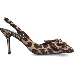 Slingbackpumps mit Leoprint und Schleife