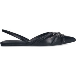 Schwarze Slingbacks mit Schnallen