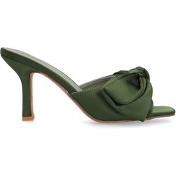 Grüne Mules mit Absatz und Schleife