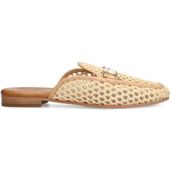 Beigefarbene Slip-on-Loafer mit goldfarbener Kette