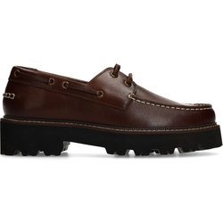 Braune Bootsschuhe aus Leder