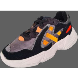 adidas YUNG-96 25