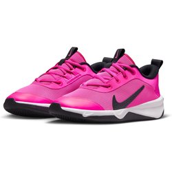 NIKE Omni Multi-Court Hallenschuhe Kinder 602 - laser fuchsia/black-white 36