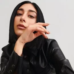 Elif in Frankfurt am Main