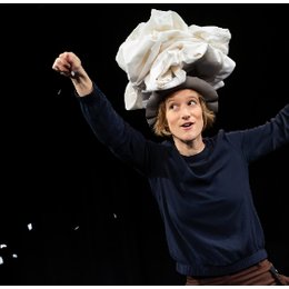 Lichtgestöber - Schneegefunkel - Theater Miamou in Berlin