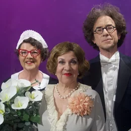 Souvenir - Die Schönen - Black Week Rabatte in Freiburg im Breisgau