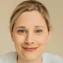 Giulia Enders in Frankfurt am Main