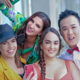 La Bohème - Opernloft im Alten Fährterminal in Hamburg