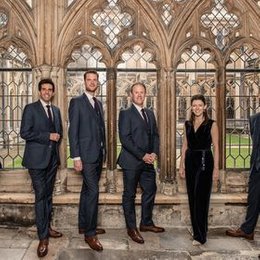 The Queen's Six in Dresden