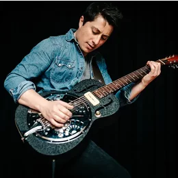 Jaimi Faulkner in Seevetal-Hittfeld