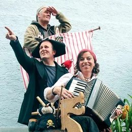 Flohzirkus Orquestra in Freiburg im Breisgau