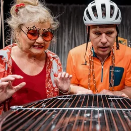 Die Erde hat eine Scheibe - Die Herkuleskeule in Dresden