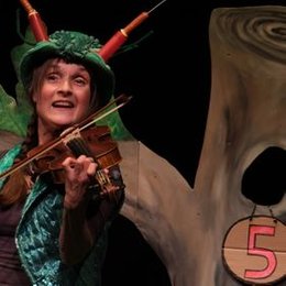 Remmidemmi unter Baum Nr.5 - Engel & Esel Produktionen in Köln