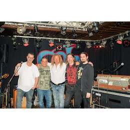 CIRCLE OF HANDS  - Uriah Heep Tribute in Idstein