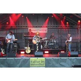 Mamas Cooking - Wohnzimmerkonzert in Halle 13 in Celle
