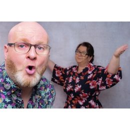 Glenn und Sibylle Langhorst - Glenn und Sibylle Langhorst - Männer Frauen Katastrophen in Wiesbaden