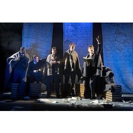 Schauspiel - Club der toten Dichter in Lingen