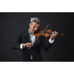 Konzerte Saison 2025/2026 - Alban Beikircher & L´Estro armonico: Vivaldis Jahreszeiten und Goldonis Venedig in Bad Saulgau