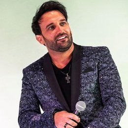 Elvis - Up Close & Personal - mit Gordon Davis in Bad Nauheim