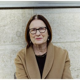 LANGE LINIEN - Der Schlüssel würde noch passen. Moskauer Erinnerungen in Berlin