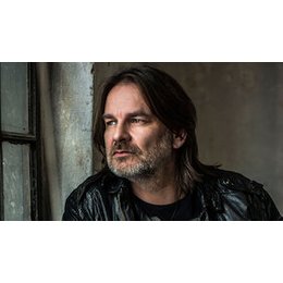 Genesis Classic feat.Ray Wilson & Band in Mannheim