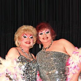 Jacky & Mara - Travestieshow in Lauf