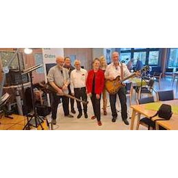 Les Oldies - Live im Brückenkopf in Hanau