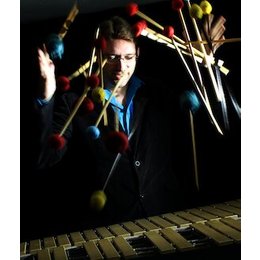 Chris Hopkins' Hoptimists feat. Matthias Strucken (vib) - Swinging into the New Year with Good Vibes! in Hamburg