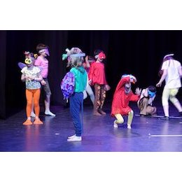 Ein Buch wird lebendig - 26. Theaterfestival der Erika-Mann-Grundschule in Berlin