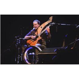 Worlds of Song - Ein Abend voller globaler Harmonie mit Loah, Laura Silverstone und Brian Gore in Schwerin