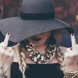 KILL YOUR DARLINGS - SUNDAY TEA DANCE in Düsseldorf