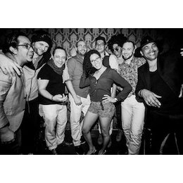 Román y sus Timberos - Tanz in den Mai mit den Salsaleros und Salsaleras! in Fürth