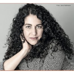 Nirit Sommerfeld liest aus