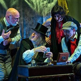 Eine Weihnachtsgeschichte - Charles Dickens in Geithain