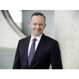 bzw.:BEZIEHUNGSWESEN - Volker Wissing: Verantwortung in Berlin