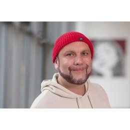 Wohnzimmer der Stadt und Fenster zur Welt - „Hör mal zu“ mit Florian Vogel, Künstlerischer Leiter des Kleist Forums Frankfurt/Od in Bad Saarow