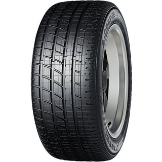 Yokohama A008P ( 245/45 ZR16 94W N0 )