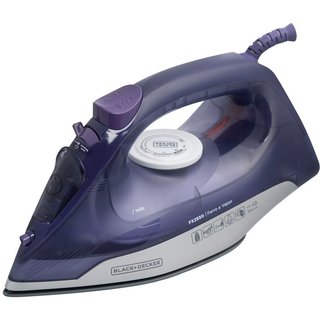 Ferro a Black&Decker com Vapor Extra e Base Cerimic Gliss